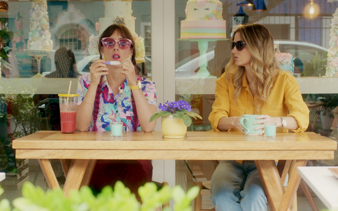 SE REVELA UN PRIMER AVANCE DE LA COMEDIA “DOBLEMENTE EMBARAZADA”